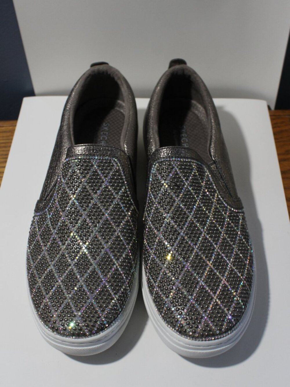 Skecher Street Shiny Dancer Slip On Sneakers Size 8.5 in Pewter